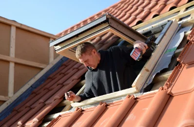 Pose de fenêtres de toit Velux à Brugheas